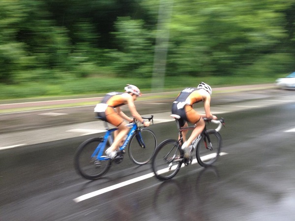 Jan und Brodie beim Radfahren